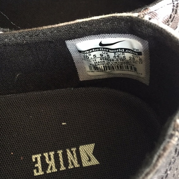 Nike size 101/2 black / brown / white - Picture 3 of 6